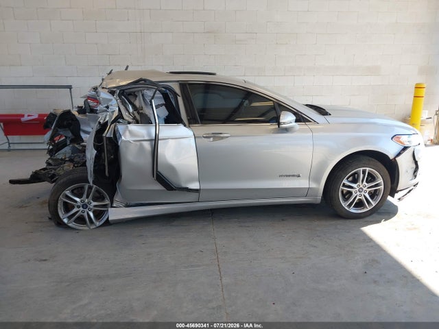 Продаж на аукціоні авто 2015 Ford Fusion Hybrid Titanium, vin: 3FA6P0RU3FR214331, номер лоту: 45690341