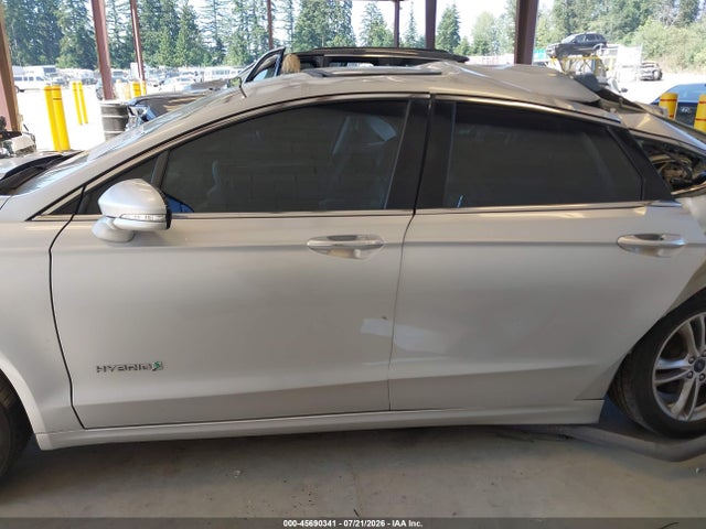 Продаж на аукціоні авто 2015 Ford Fusion Hybrid Titanium, vin: 3FA6P0RU3FR214331, номер лоту: 45690341