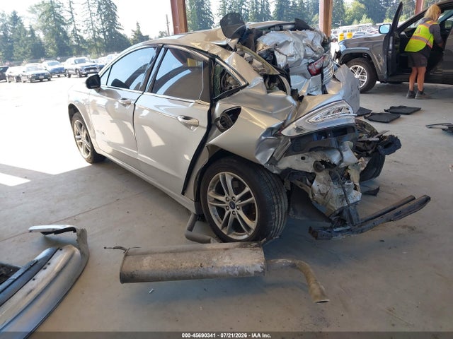 Продаж на аукціоні авто 2015 Ford Fusion Hybrid Titanium, vin: 3FA6P0RU3FR214331, номер лоту: 45690341