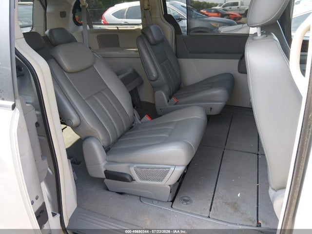 Продаж на аукціоні авто 2010 Chrysler Town & Country Touring, vin: 2A4RR5D14AR177293, номер лоту: 45690344