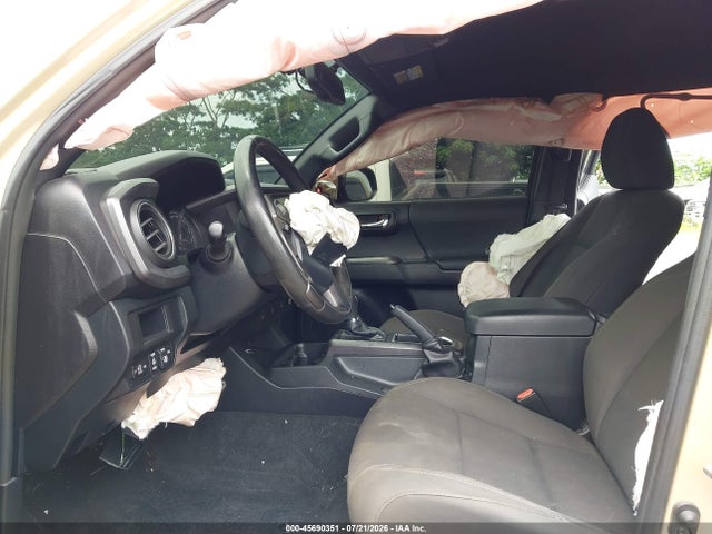 Aukcja sprzedaży 2017 Toyota Tacoma Trd Sport, vin: 5TFCZ5AN1HX110147, numer aukcji: 45690351