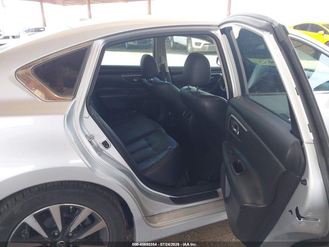 1N4AL3AP3JC247057 Nissan Altima 2.5 Sl