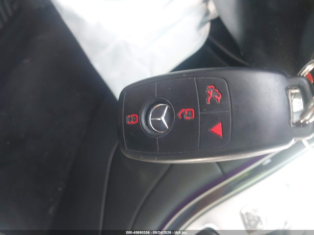 45690356 :رقم المزاد ، W1N0G8EB2MV312407 vin ، 2021 Mercedes-benz Glc 300 4matic Suv مزاد بيع