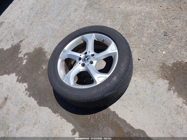 2020 Mercedes-benz Gla 250 4matic მანქანა იყიდება აუქციონზე, vin: WDCTG4GB3LJ666527, აუქციონის ნომერი: 45690359