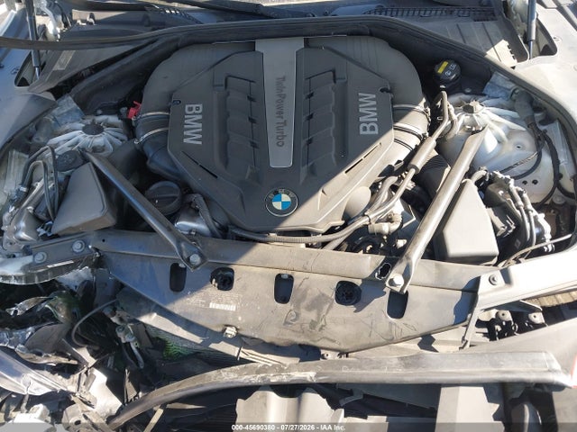 BMW 750i 2015 WBAYA8C5XFD825483 Image 10