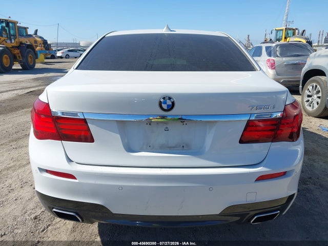 WBAYA8C5XFD825483 BMW 750i