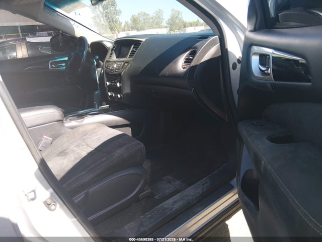 2015 Nissan Pathfinder Platinum/s/sl/sv მანქანა იყიდება აუქციონზე, vin: 5N1AR2MN3FC638421, აუქციონის ნომერი: 45690388