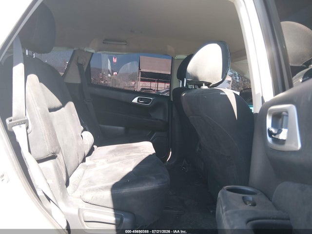 2015 Nissan Pathfinder Platinum/s/sl/sv მანქანა იყიდება აუქციონზე, vin: 5N1AR2MN3FC638421, აუქციონის ნომერი: 45690388