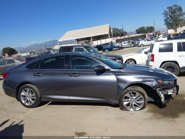 2018 Honda Accord Lx მანქანა იყიდება აუქციონზე, vin: 1HGCV1F1XJA026137, აუქციონის ნომერი: 45690395
