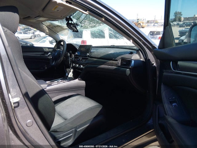 2018 Honda Accord Lx მანქანა იყიდება აუქციონზე, vin: 1HGCV1F1XJA026137, აუქციონის ნომერი: 45690395
