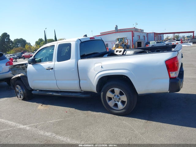 Продажа на аукционе авто 2017 Toyota Tacoma Sr, vin: 5TFRX5GN0HX085071, номер лота: 45690410