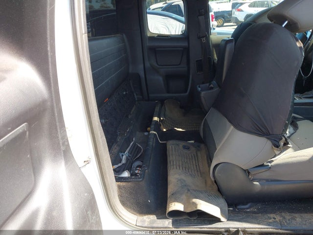 Продажа на аукционе авто 2017 Toyota Tacoma Sr, vin: 5TFRX5GN0HX085071, номер лота: 45690410
