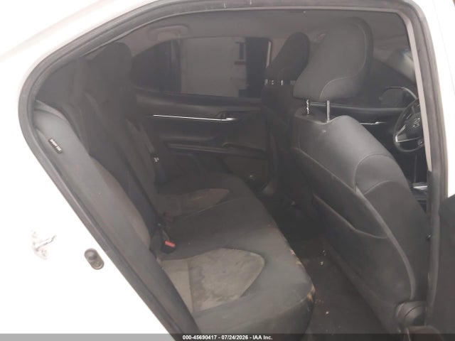 2021 Toyota Camry Le მანქანა იყიდება აუქციონზე, vin: 4T1C11AKXMU590329, აუქციონის ნომერი: 45690417