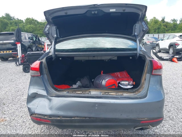 2018 Kia Forte S მანქანა იყიდება აუქციონზე, vin: 3KPFL4A79JE174243, აუქციონის ნომერი: 45690433