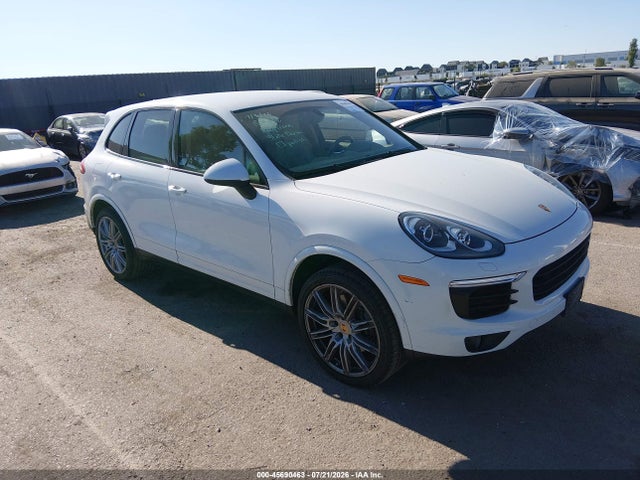 45690463 :رقم المزاد ، WP1AA2A27HKA84264 vin ، 2017 Porsche Cayenne Platinum Edition مزاد بيع