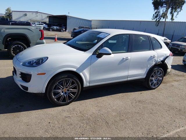 2017 Porsche Cayenne Platinum Edition მანქანა იყიდება აუქციონზე, vin: WP1AA2A27HKA84264, აუქციონის ნომერი: 45690463