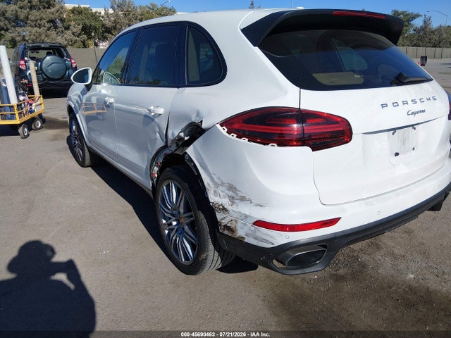 2017 Porsche Cayenne Platinum Edition მანქანა იყიდება აუქციონზე, vin: WP1AA2A27HKA84264, აუქციონის ნომერი: 45690463