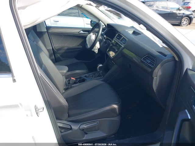 Продаж на аукціоні авто 2024 Volkswagen Tiguan 2.0t Se/2.0t Wolfsburg Edition, vin: 3VV2B7AX9RM112766, номер лоту: 45690541