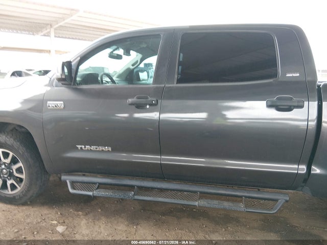 5TFDY5F19EX404324 Toyota Tundra Sr5 5.7l V8