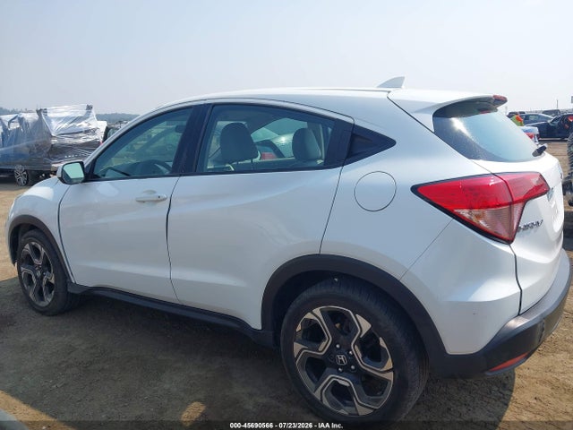 Honda HR-V LX 2017 3CZRU6H33HM715094 Image 15