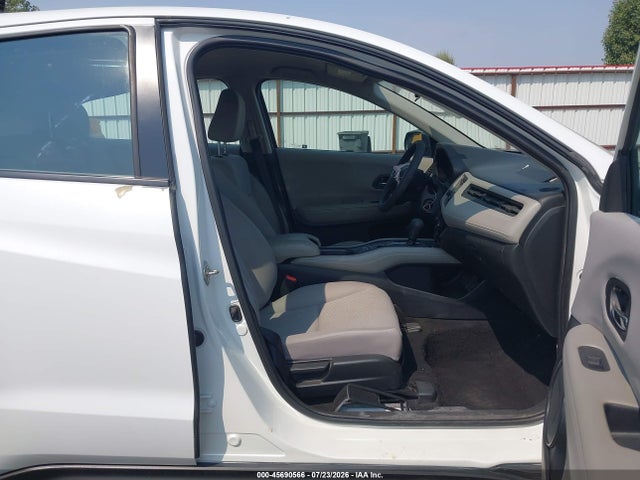Honda HR-V LX 2017 3CZRU6H33HM715094 Image 5