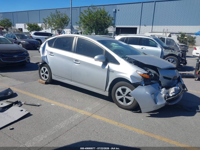 2013 Toyota Prius Three მანქანა იყიდება აუქციონზე, vin: JTDKN3DU5D5692421, აუქციონის ნომერი: 45690577