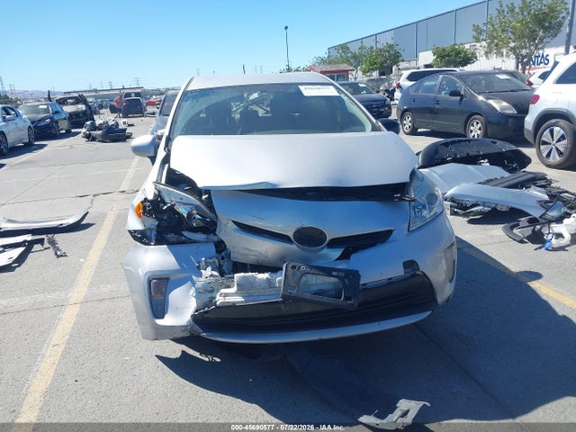 2013 Toyota Prius Three მანქანა იყიდება აუქციონზე, vin: JTDKN3DU5D5692421, აუქციონის ნომერი: 45690577