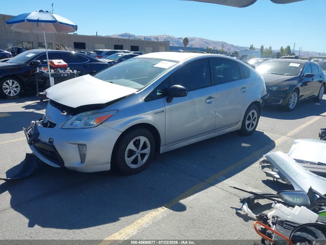 2013 Toyota Prius Three მანქანა იყიდება აუქციონზე, vin: JTDKN3DU5D5692421, აუქციონის ნომერი: 45690577