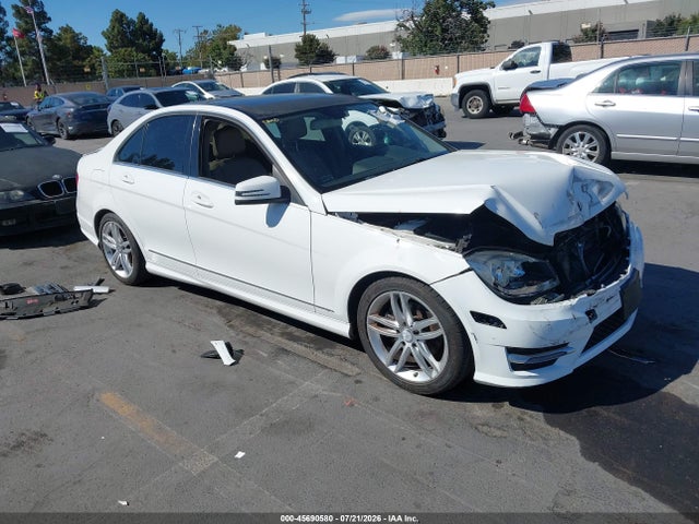 Aukcja sprzedaży 2013 Mercedes-benz C 250 Sport, vin: WDDGF4HB3DR282376, numer aukcji: 45690580