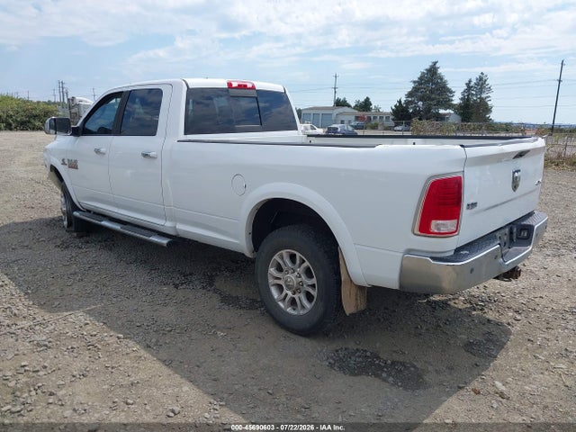 45690603 :رقم المزاد ، 3C63R3JL8FG504272 vin ، 2015 Ram 3500 Laramie مزاد بيع