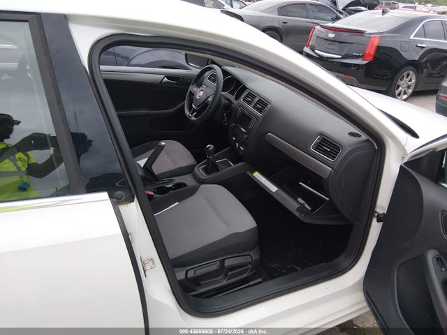 3VW167AJ6HM319511 Volkswagen Jetta 1.4t S