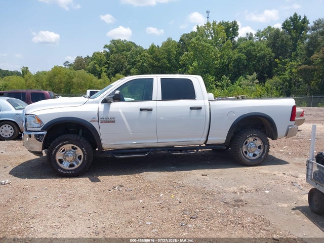 Продажа на аукционе авто 2018 Ram 2500 Tradesman  4x4 6'4 Box, vin: 3C6UR5CL1JG367018, номер лота: 45690616