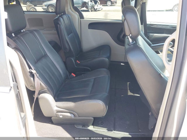 2C4RC1BG9GR296845 Chrysler Town &amp; Country Touring