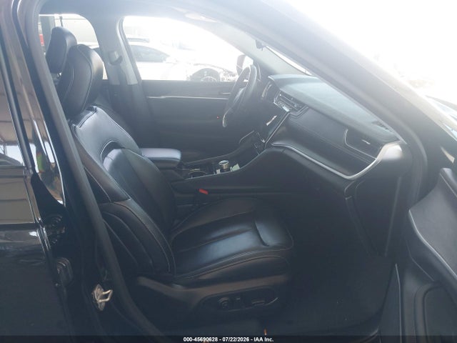 1C4RJJBG8N8636517 Jeep Grand Cherokee L Limited 4x2