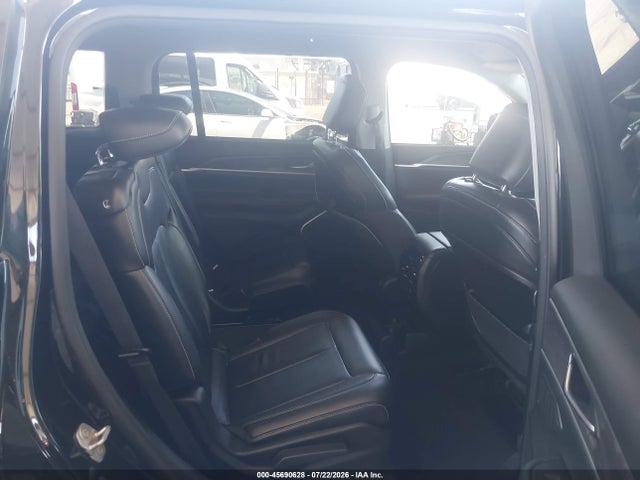 1C4RJJBG8N8636517 Jeep Grand Cherokee L Limited 4x2