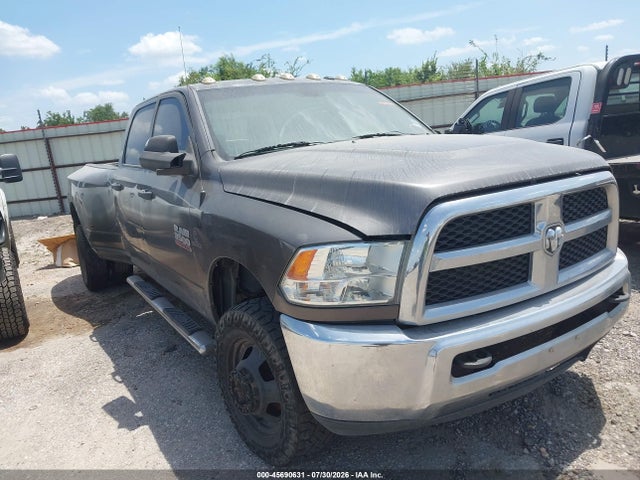 45690631 :رقم المزاد ، 3C63RRGL5FG613203 vin ، 2015 Ram 3500 Tradesman مزاد بيع