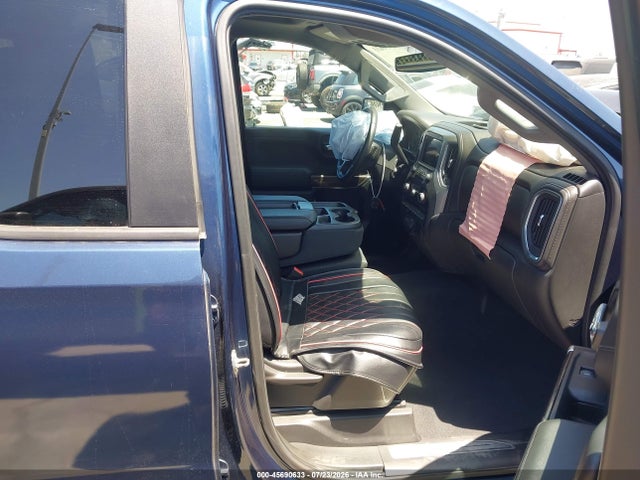 1GCRWDEK3KZ379565 Chevrolet Silverado 1500 Rst