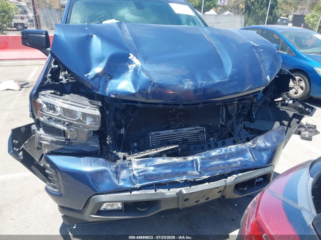 1GCRWDEK3KZ379565 Chevrolet Silverado 1500 Rst