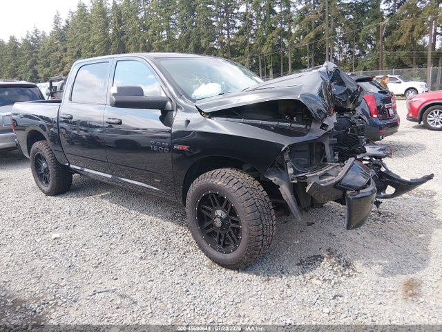 45690644 :رقم المزاد ، 1C6RR7LM0JS353243 vin ، 2018 Ram 1500 Big Horn  4x4 5'7 Box مزاد بيع