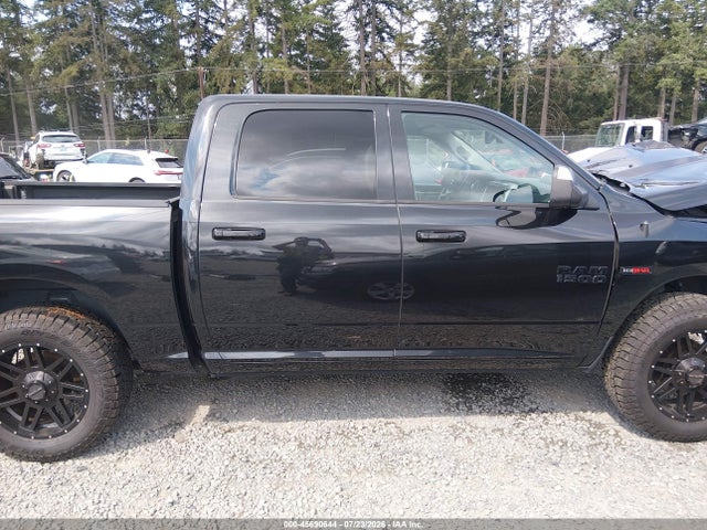 45690644 :رقم المزاد ، 1C6RR7LM0JS353243 vin ، 2018 Ram 1500 Big Horn  4x4 5'7 Box مزاد بيع