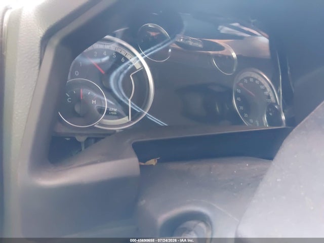 45690658 :رقم المزاد ، 1C6RR7LT1HS674984 vin ، 2017 Ram 1500 Slt مزاد بيع