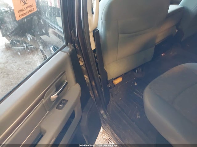 45690658 :رقم المزاد ، 1C6RR7LT1HS674984 vin ، 2017 Ram 1500 Slt مزاد بيع