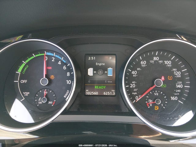 2016 Volkswagen Jetta Hybrid Sel Premium მანქანა იყიდება აუქციონზე, vin: 3VW637AJ6GM234925, აუქციონის ნომერი: 45690661