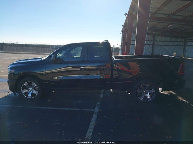 1C6SRECG6TN359985 RAM 1500 Express 4x2 6&#039;4 Box