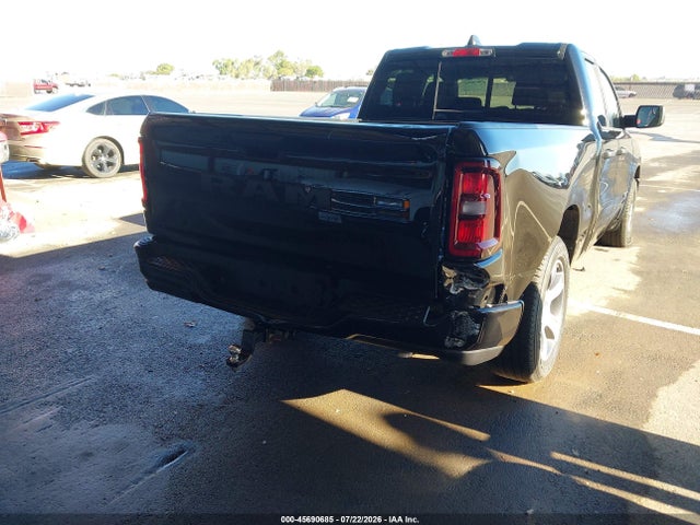 1C6SRECG6TN359985 RAM 1500 Express 4x2 6&#039;4 Box