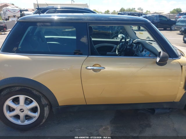 Продажа на аукционе авто 2004 Mini Cooper, vin: WMWRC33484TJ56237, номер лота: 45690700