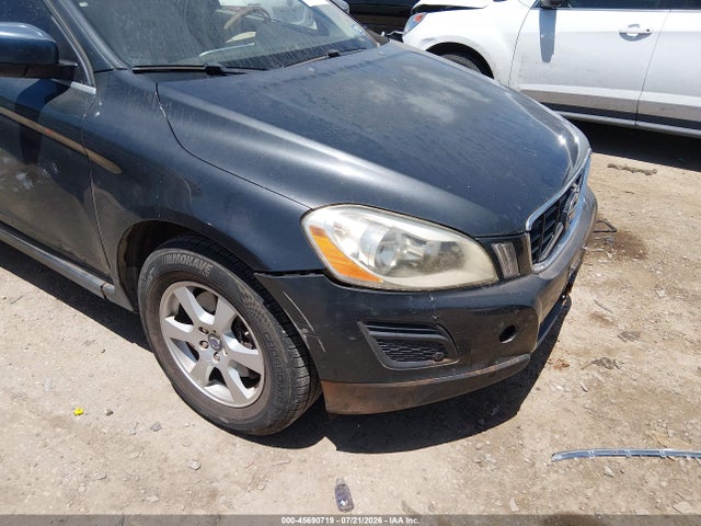 2011 Volvo Xc60 3.2 მანქანა იყიდება აუქციონზე, vin: YV4952DL6B2191386, აუქციონის ნომერი: 45690719