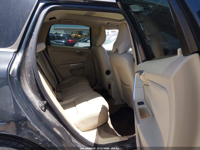 2011 Volvo Xc60 3.2 მანქანა იყიდება აუქციონზე, vin: YV4952DL6B2191386, აუქციონის ნომერი: 45690719