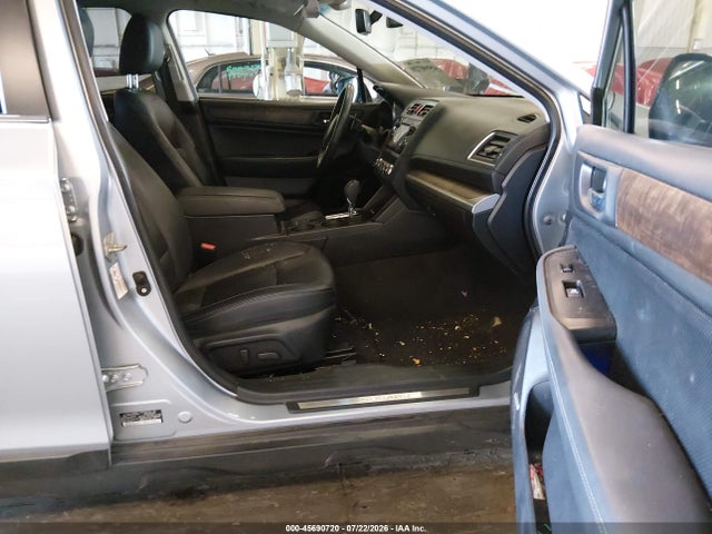 Продажа на аукционе авто 2017 Subaru Outback 2.5i Limited, vin: 4S4BSANC2H3327839, номер лота: 45690720