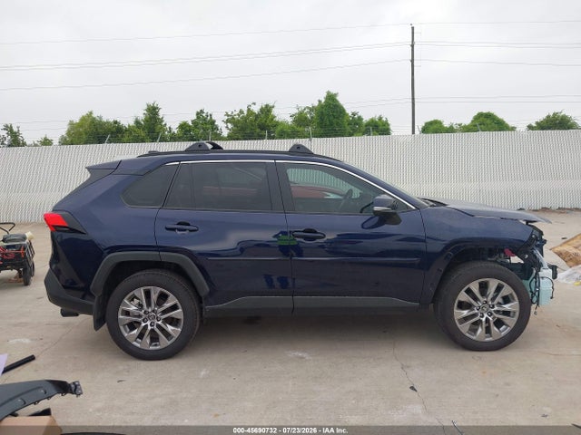 2T3C1RFVXSW441974 Toyota Rav4 Xle Premium